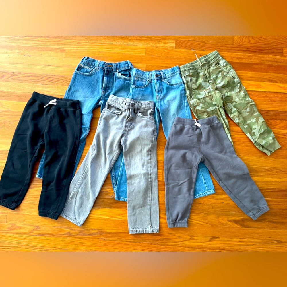 Lot of size 6 pants in great condition